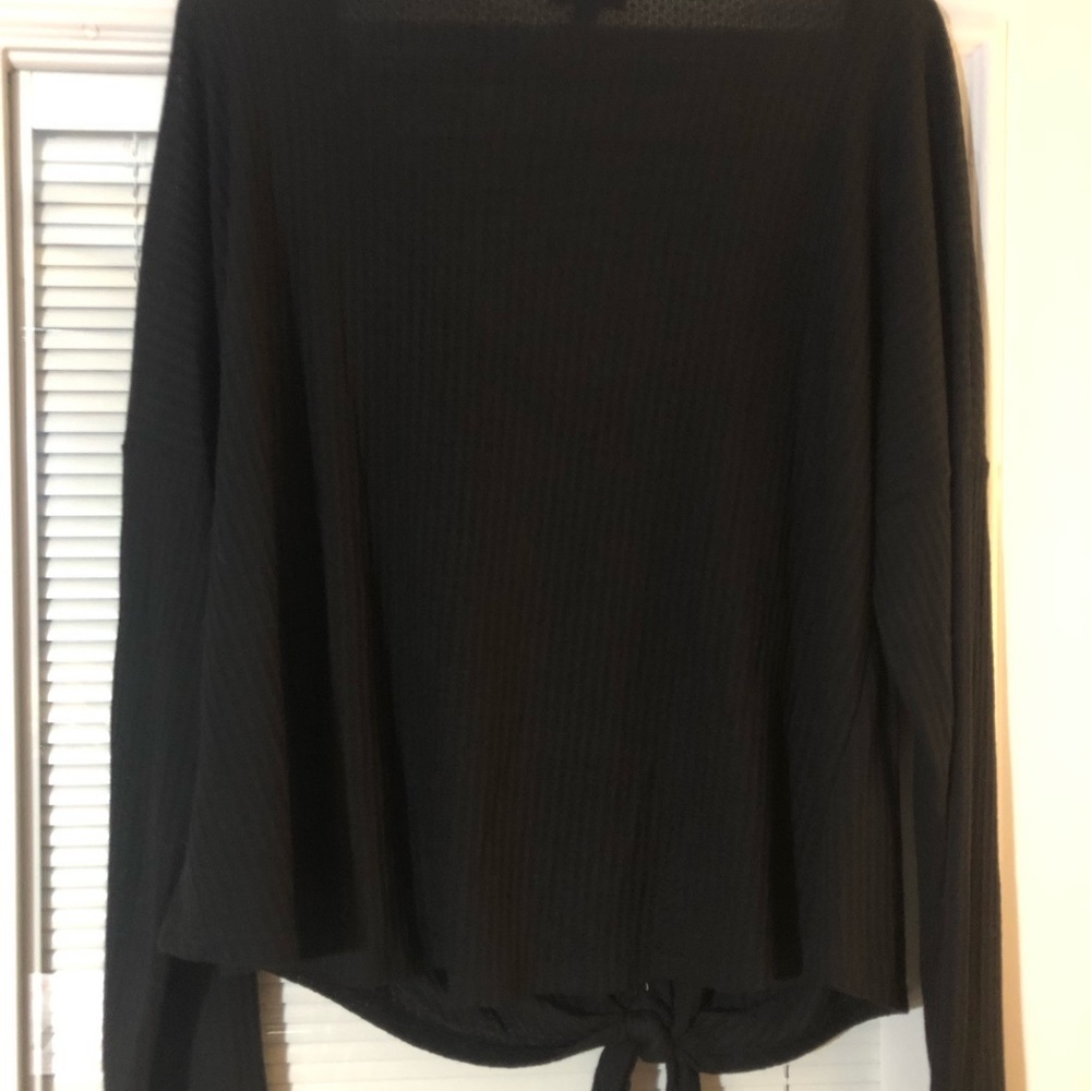 Express Top - Picture 2 of 4